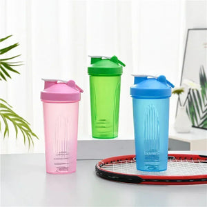 600ml Portable Protein Powder Shaker Bottle Leak Proof Water Bottle for Gym Fitness Training Sport Shaker Mixing Cup with Scale